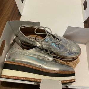 Shiny Silver Steve Madden Oxford Platforms